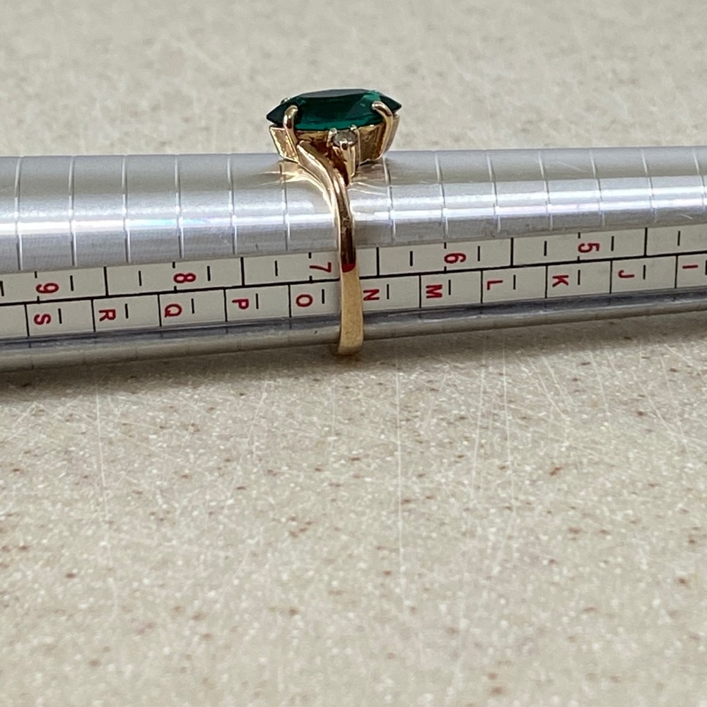 Emerald Green Marquise Rhinestone Ring 18KT GE - Picture 6 of 6